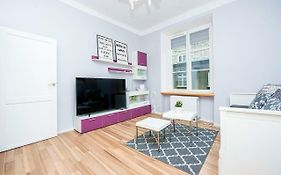 Slawkowska Apartment